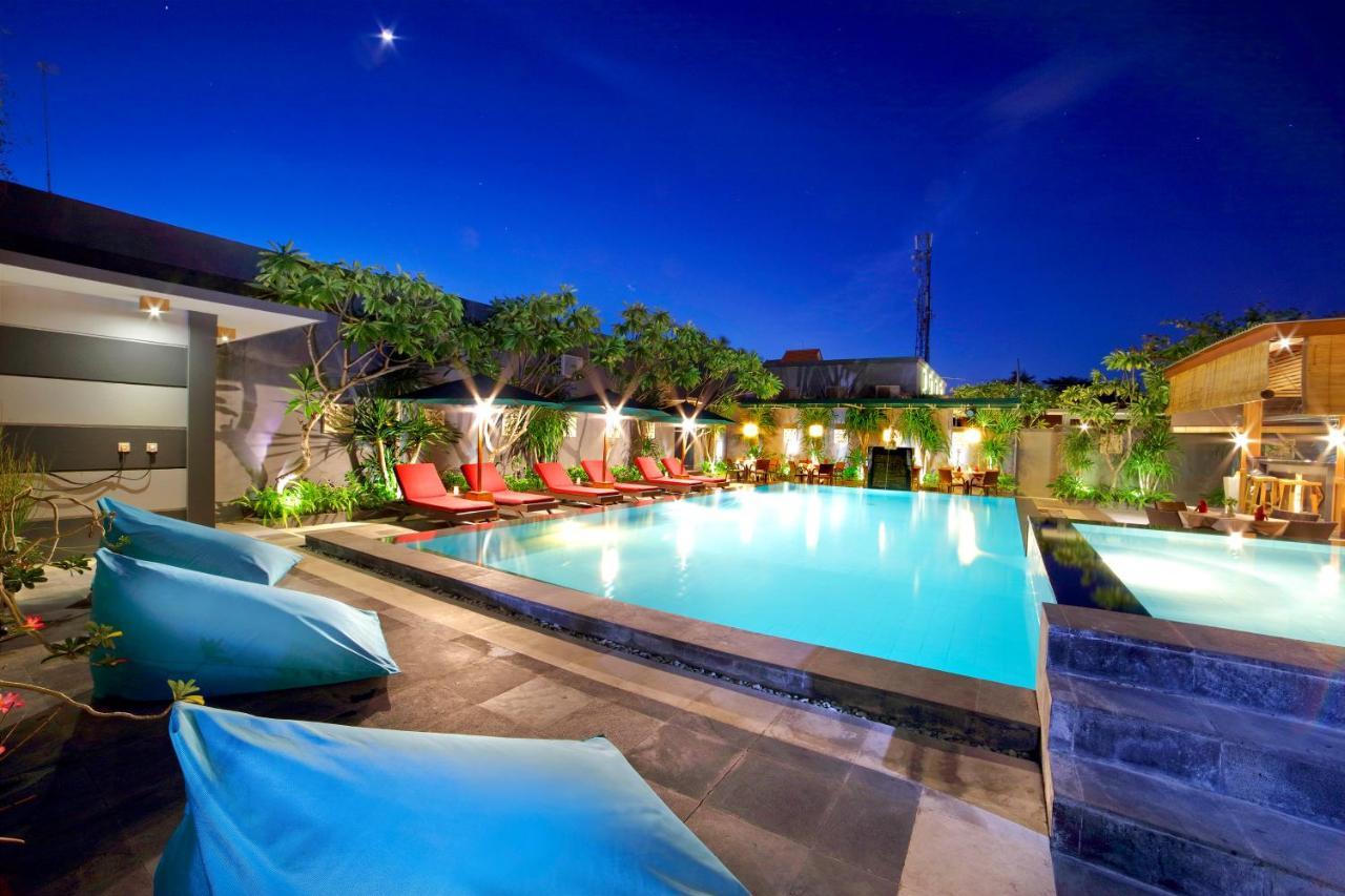The Banyumas Villa Denpasa Buitenkant foto